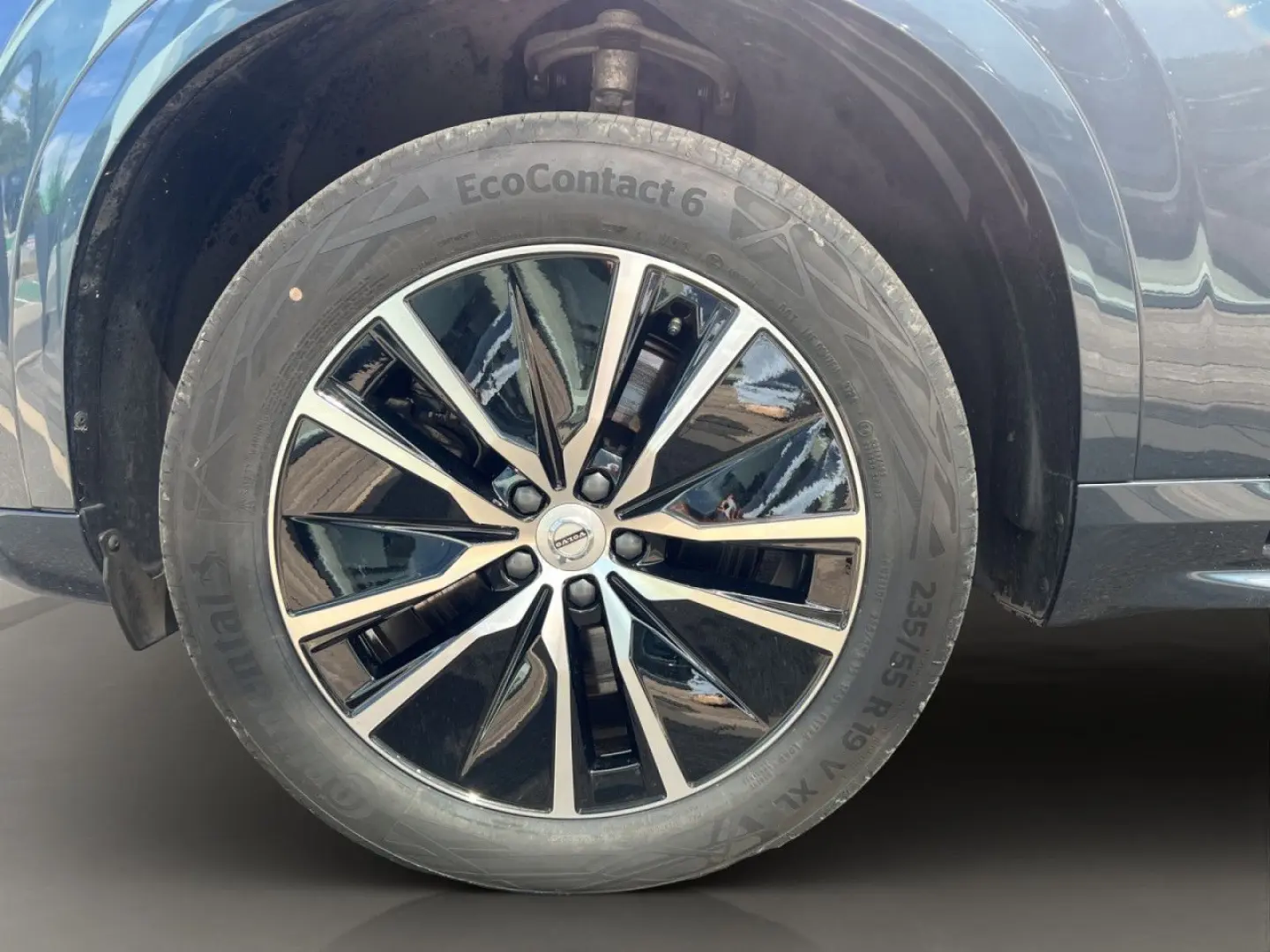 XC90 T8 AWD Plug-in Core Bright LED NAVI KAMERA