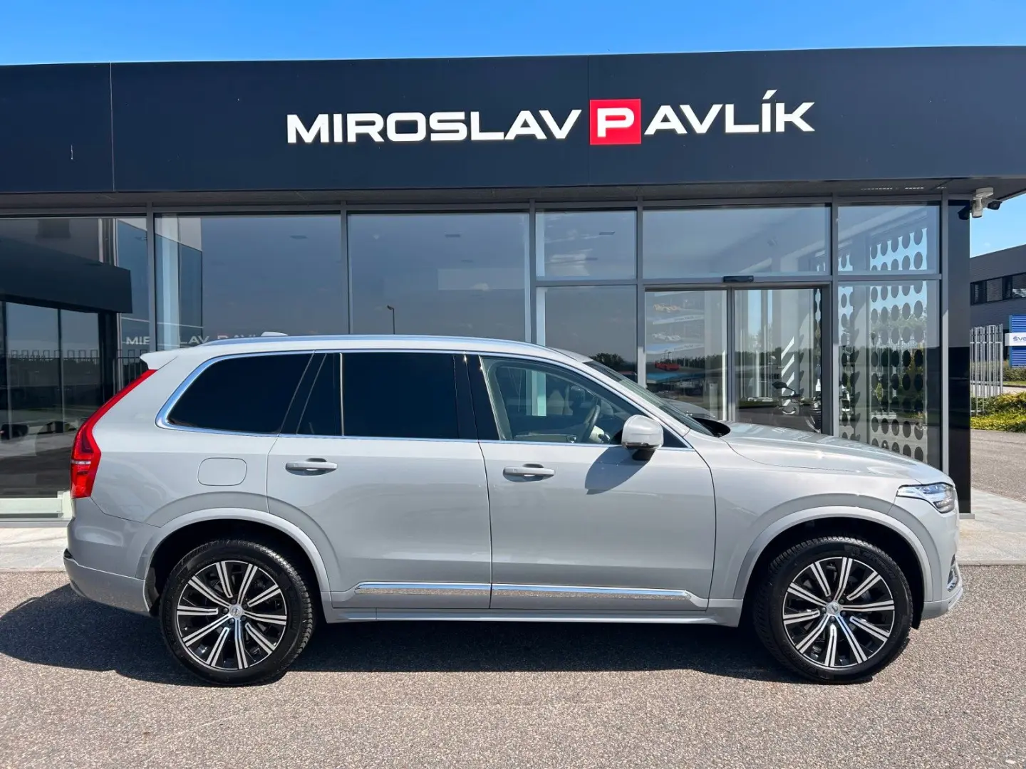 B5 AWD PLUS Bright 7sitze