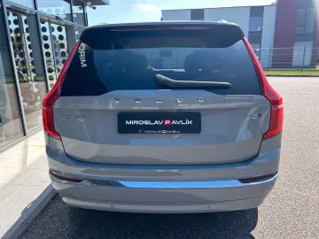 B5 AWD PLUS Bright 7sitze