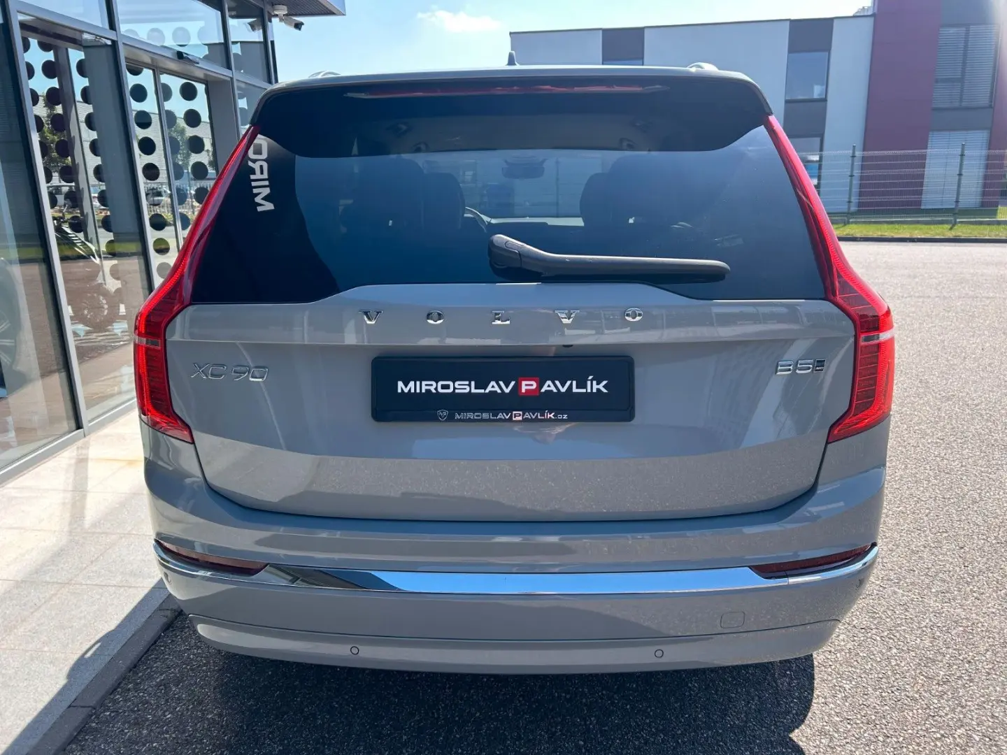 B5 AWD PLUS Bright 7sitze