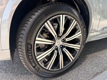 B5 AWD PLUS Bright 7sitze