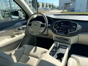 B5 AWD PLUS Bright 7sitze