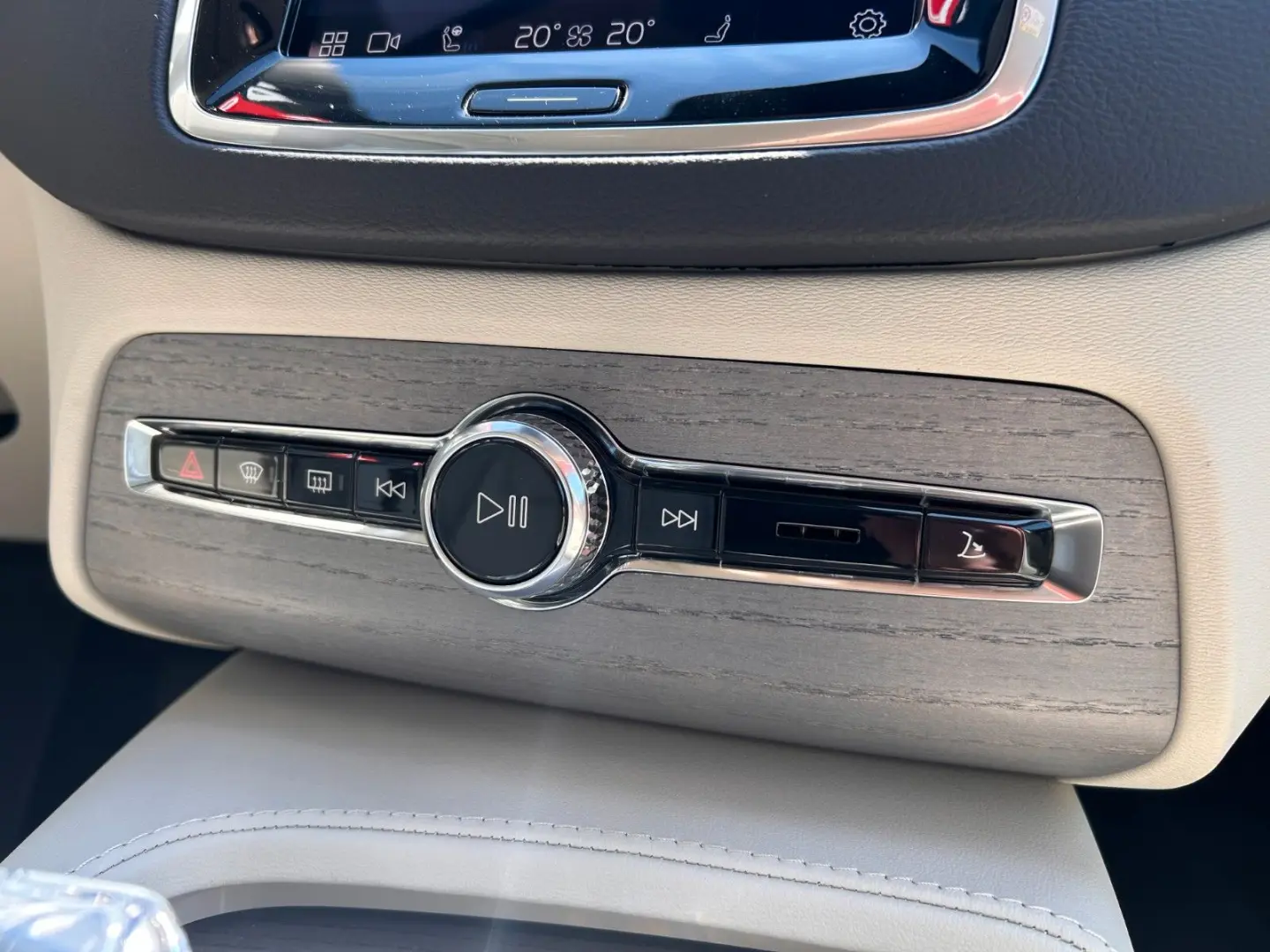 B5 AWD PLUS Bright 7sitze