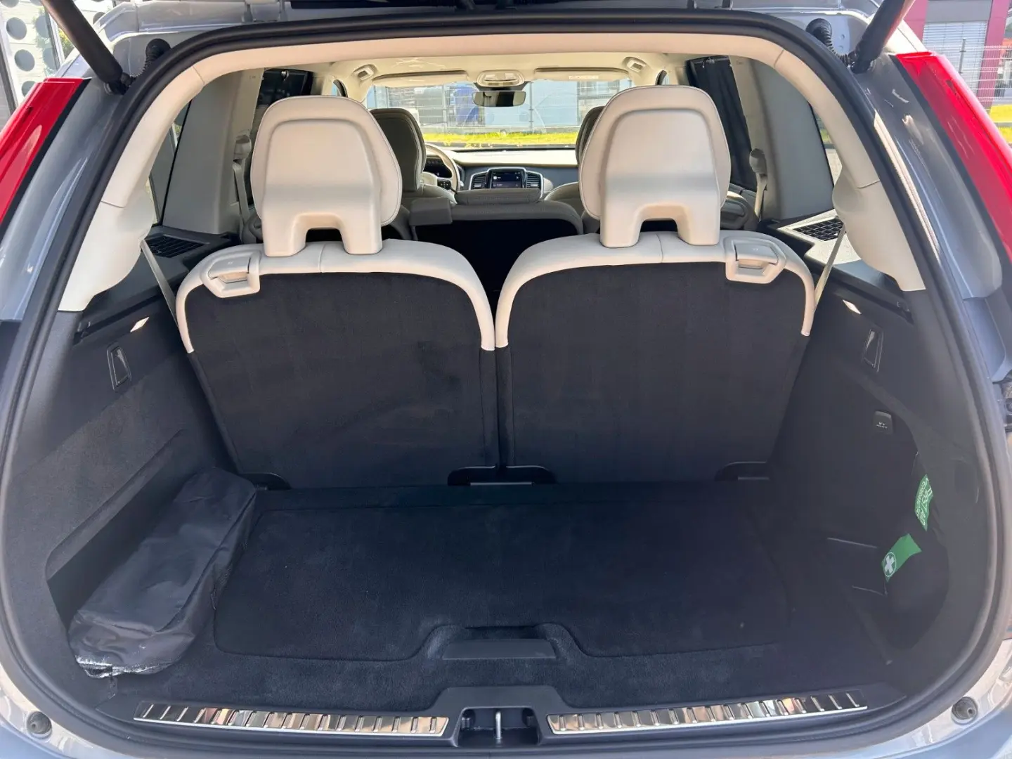 B5 AWD PLUS Bright 7sitze