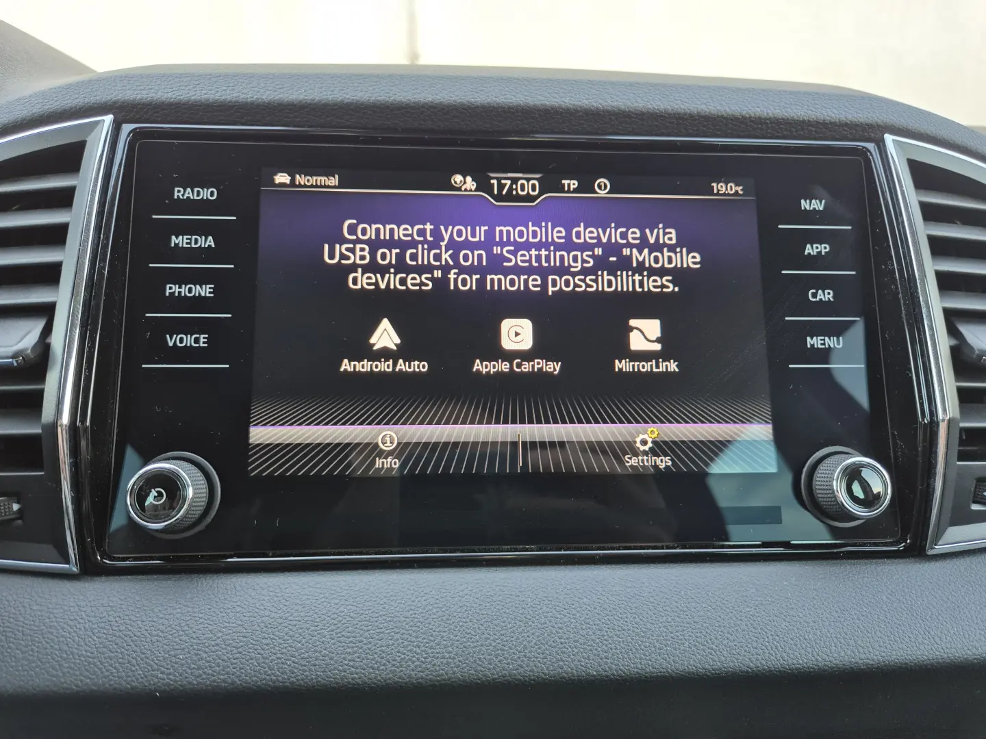 Skoda Karoq 1.5 TSI 150 CP DSG Style 2023