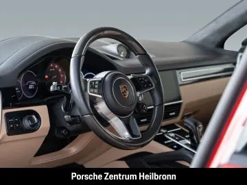 Cayenne GTS   Soft-Close BOSE