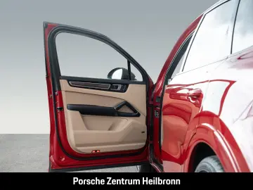 Cayenne GTS   Soft-Close BOSE