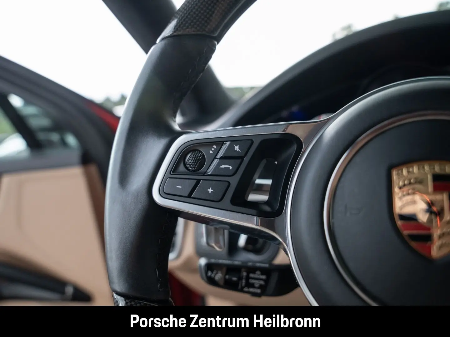 Cayenne GTS   Soft-Close BOSE