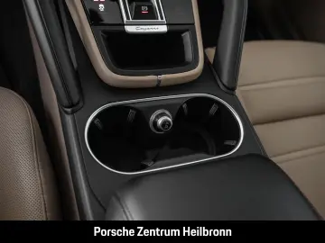 Cayenne GTS   Soft-Close BOSE