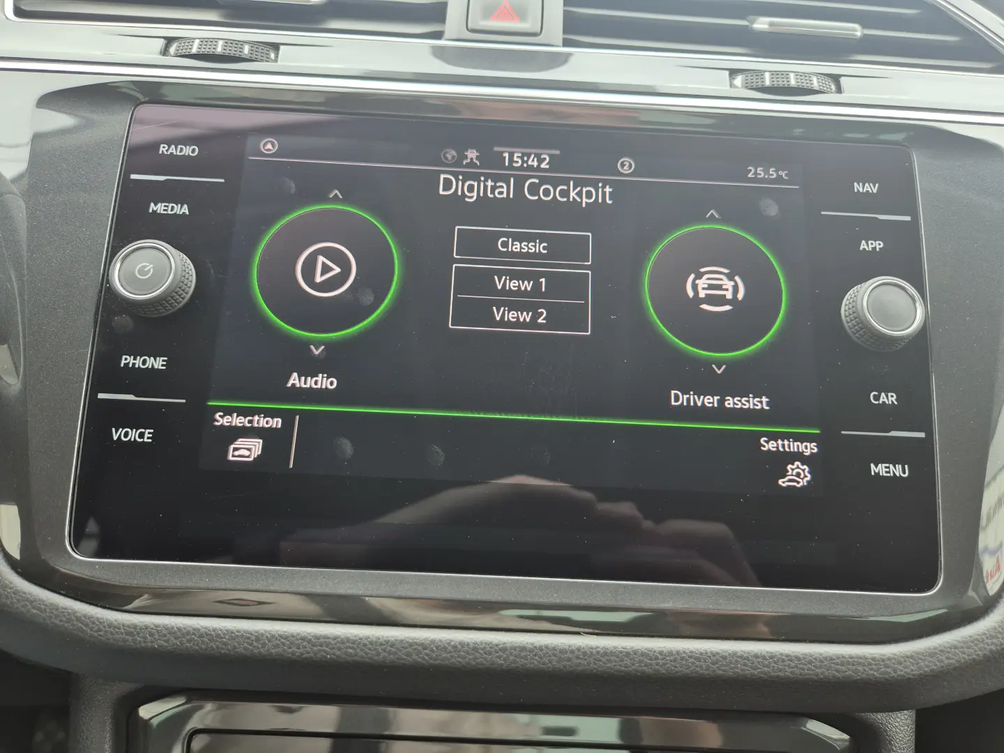 Volkswagen Tiguan 1.5 TSI 150 CP DSG Life 2023