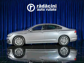 VOLKSWAGEN PASSAT COMFORTLINE R-LINE