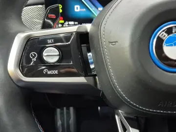 M760 e xDrive M Sport VIRTU MEMO PROF MASAGE 360