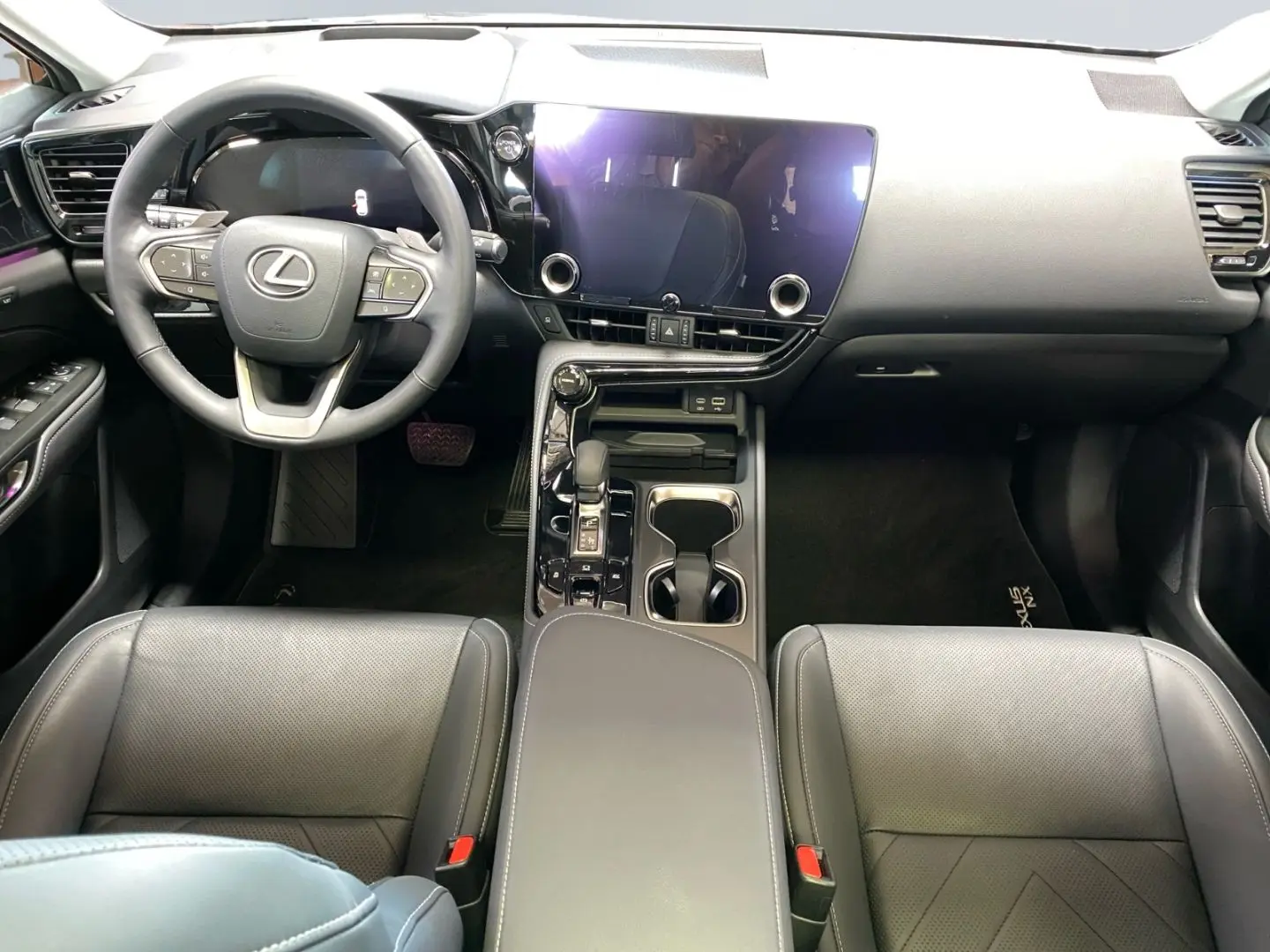 NX 350h Executive Line