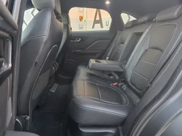 Jaguar F-Pace 2.0d R-Sport AWD – 180 CP   2019   Euro 6