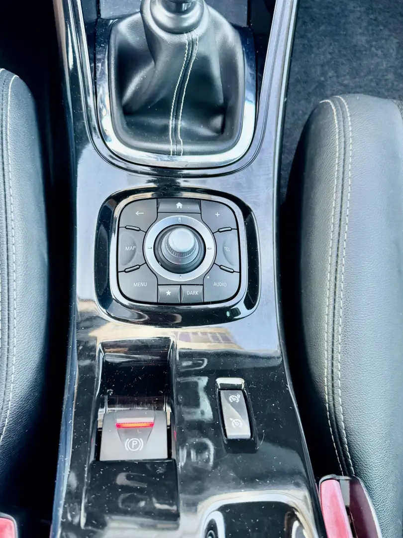 Renault Megane 1.6 dCi BOSE Edition LED Keyless GARANTIE