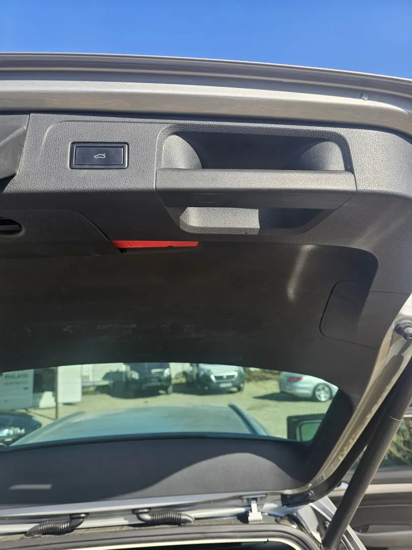 Volkswagen  Passat  B8  2015 2.0 diesel automată