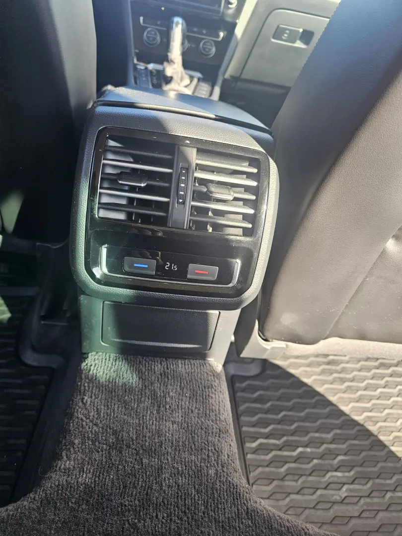 Volkswagen  Passat  B8  2015 2.0 diesel automată