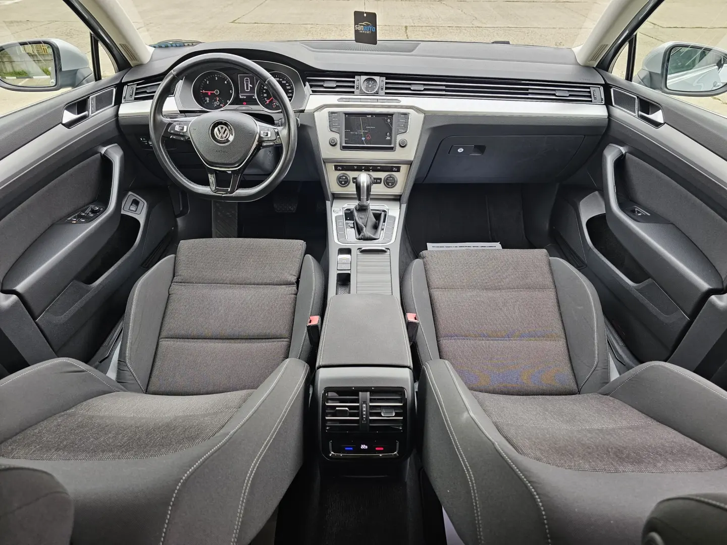 VW Passat B8 2015 2.0 TDI 150 CP euro 6 automata