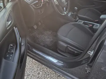 Opel Astra K 2016 1.4 benzina 125 cp