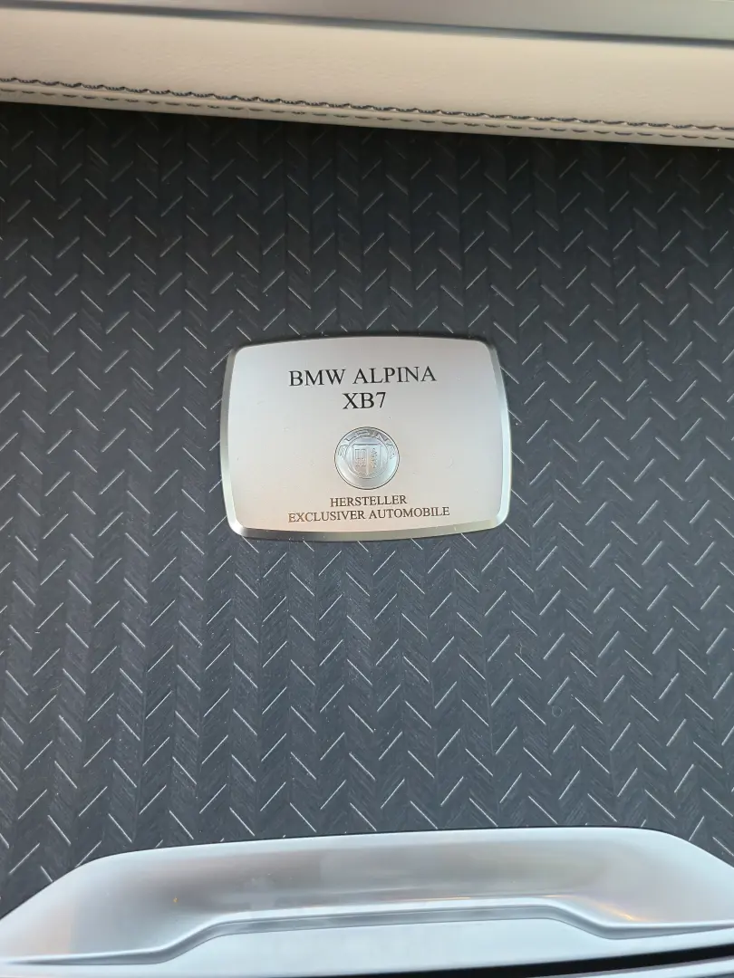 ALPINA XB7
