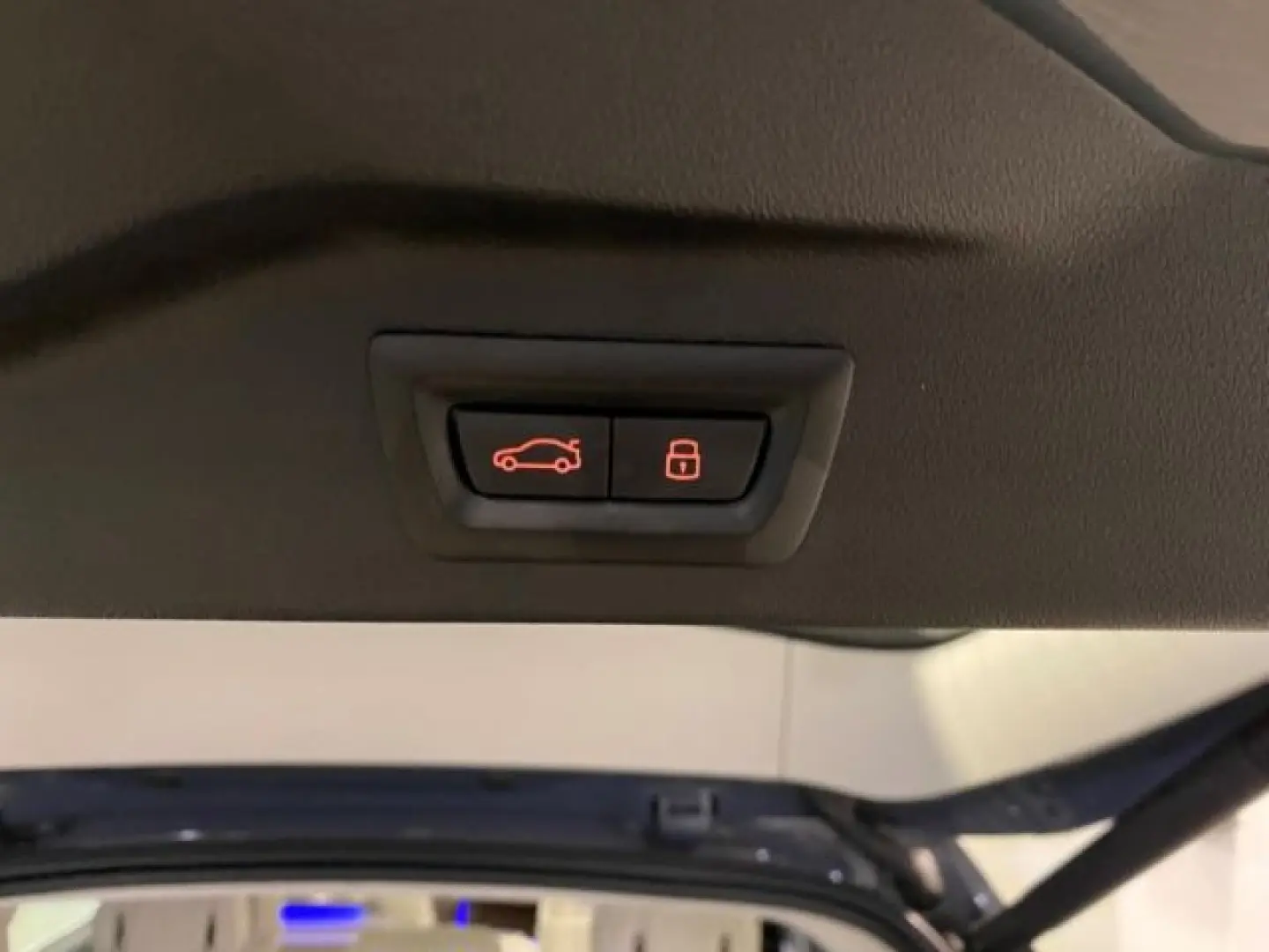 X7 xDrive 40d HUD StandHZG AHK Pano Navi Leder H