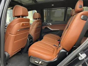 X7 xDrive40i M-Sport AHK Iconic Glow 360