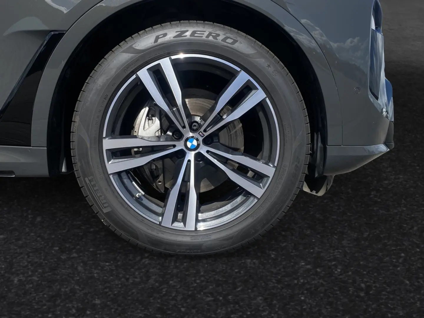 X7 xDrive40d  € 1.190 Zubehörbonus M Sport AHK