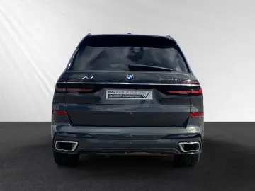 X7 xDrive40d  € 1.190 Zubehörbonus M Sport AHK