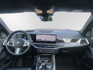 X7 xDrive40d  € 1.190 Zubehörbonus M Sport AHK