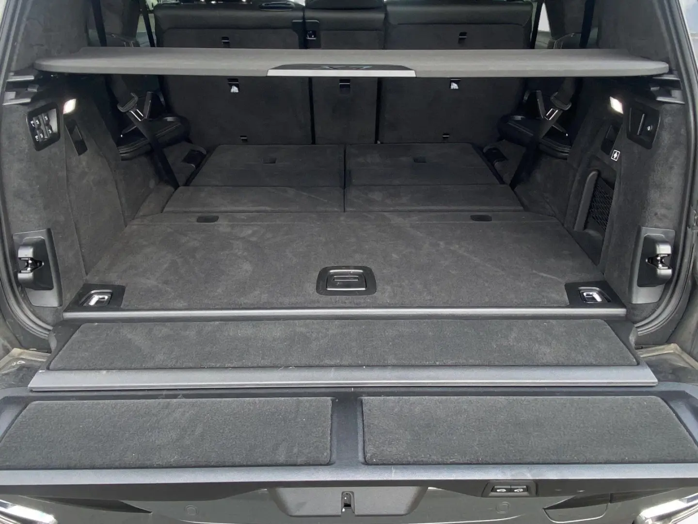 X7 xDrive40d  € 1.190 Zubehörbonus M Sport AHK