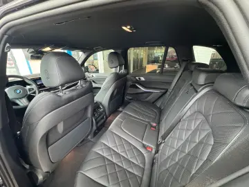 X5 xDrive 30d M Sport AHK Standheizung H K