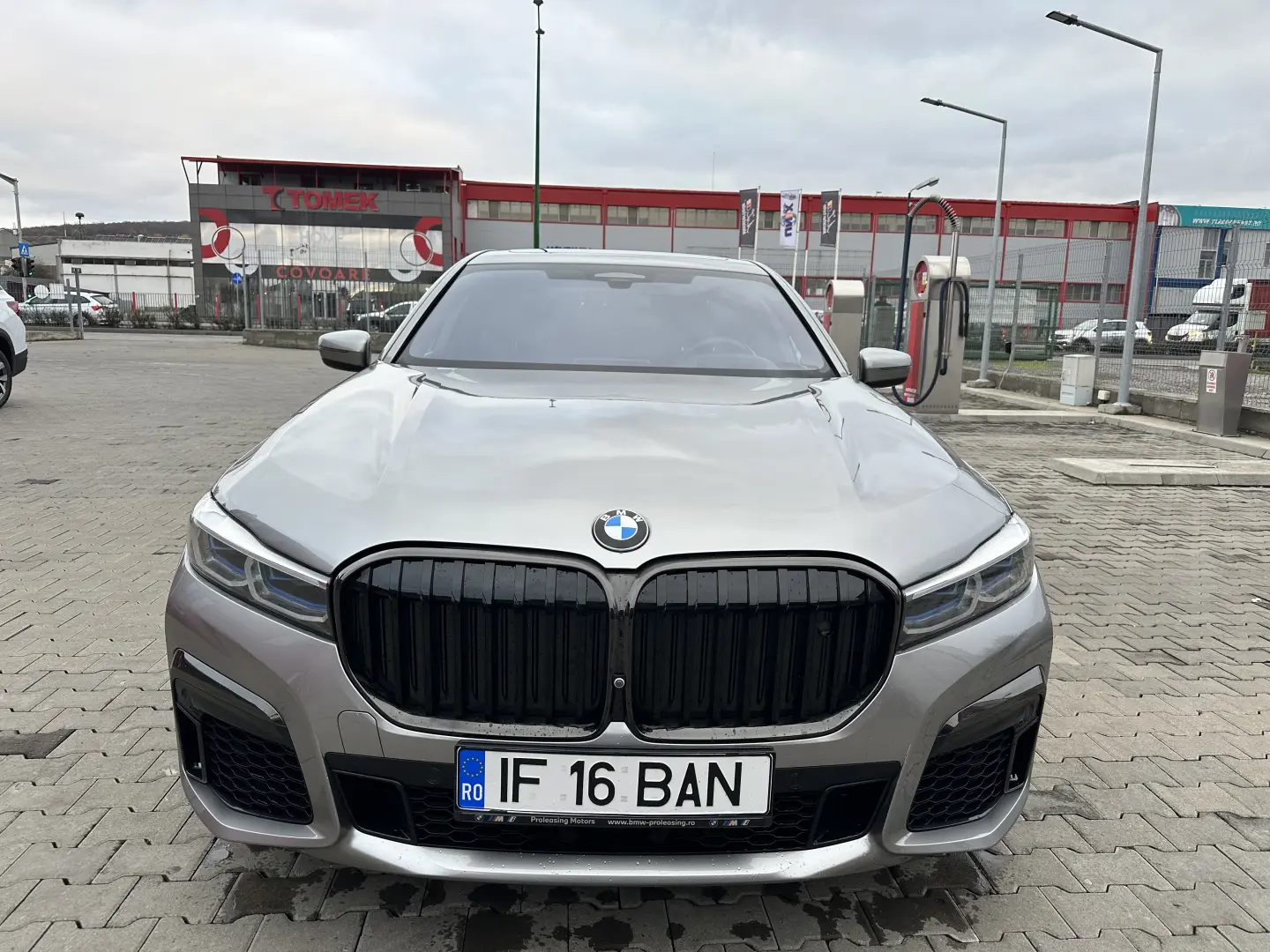 BMW 730