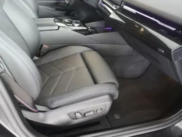 530e xDrive Limo M Sportpaket Pro PGSD.H&K HiFi