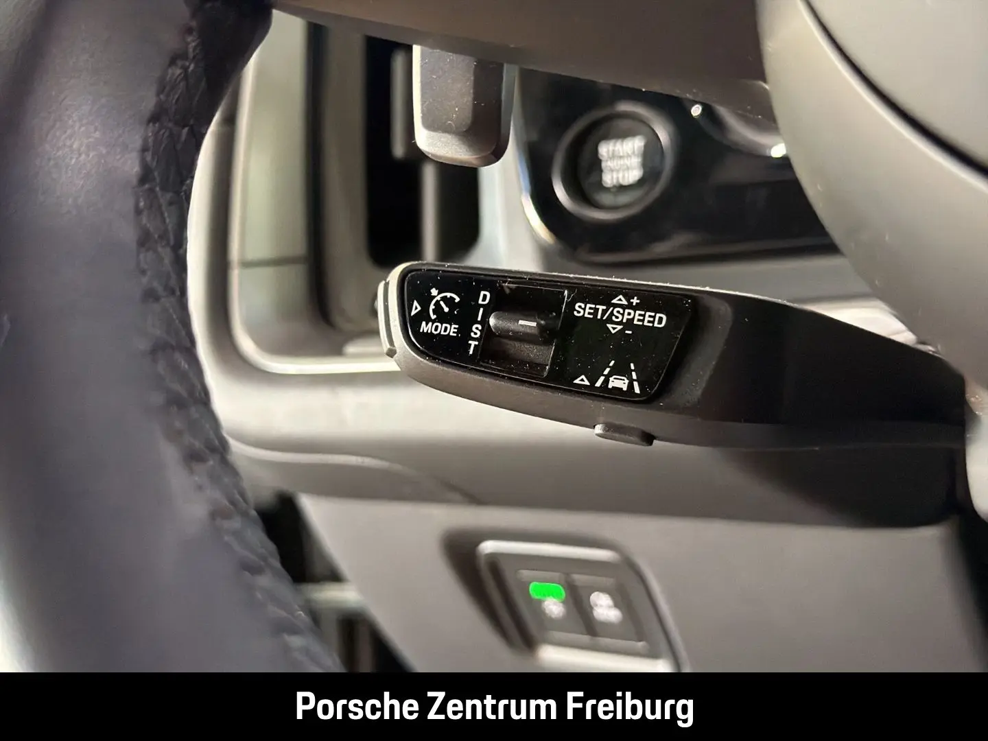 Cayenne E-Hybrid HA-Lenkung iInnoDrive 21-Zoll