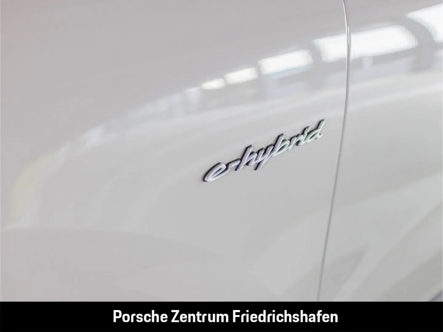 Cayenne E-Hybrid BOSE LED-Matrix Panoramadach