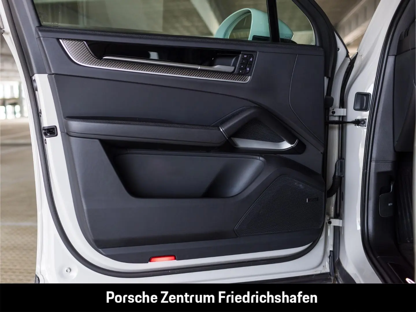 Cayenne E-Hybrid BOSE LED-Matrix Panoramadach