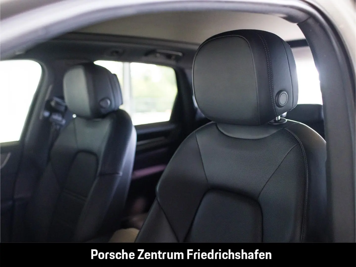 Cayenne E-Hybrid BOSE LED-Matrix Panoramadach