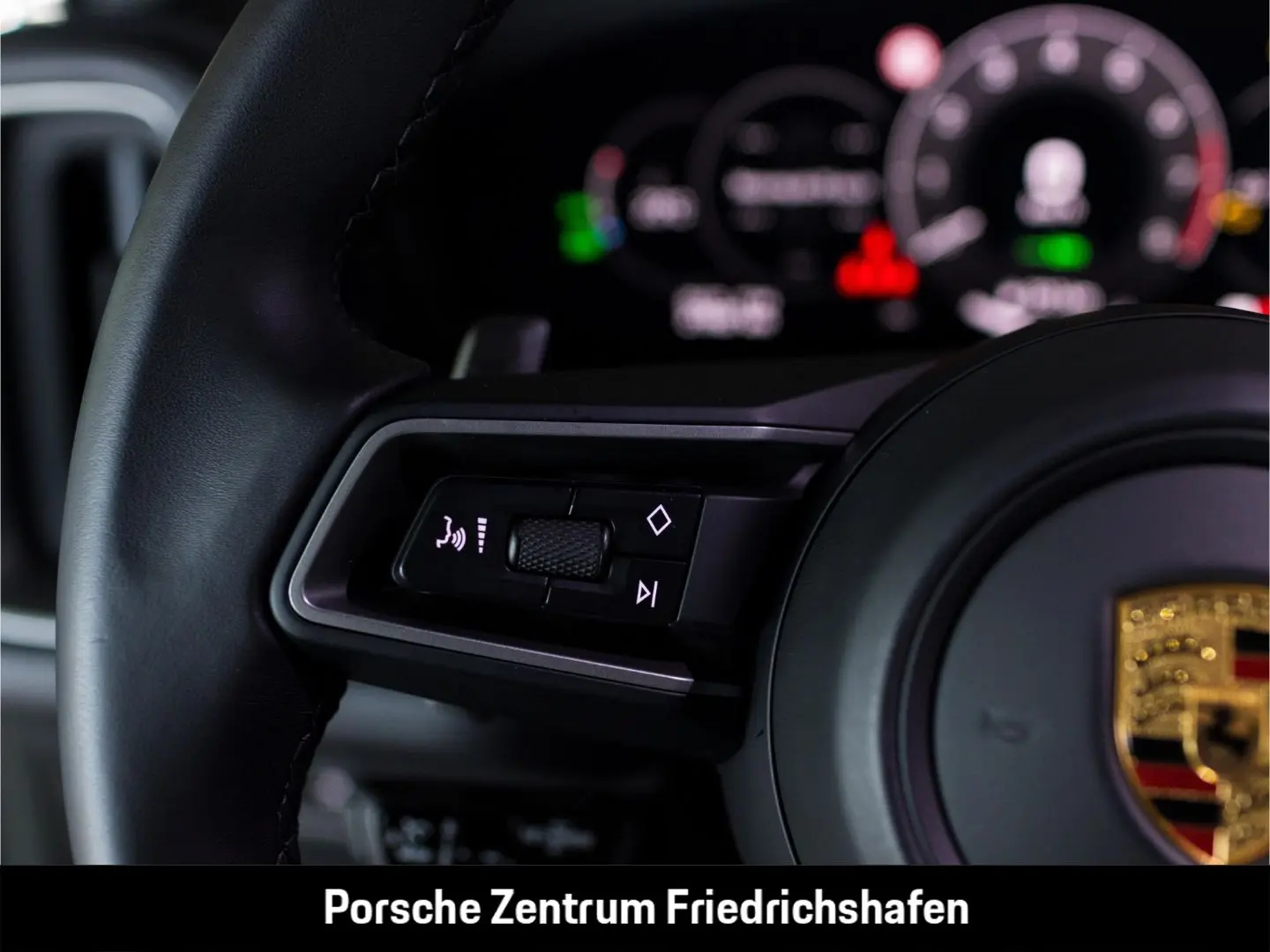 Cayenne E-Hybrid BOSE LED-Matrix Panoramadach