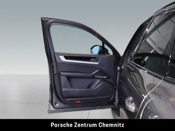 Cayenne E-Hybrid Sportabgas;Luft;BOSE;AHZV