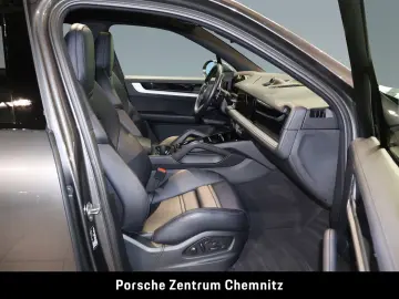 Cayenne E-Hybrid Sportabgas;Luft;BOSE;AHZV