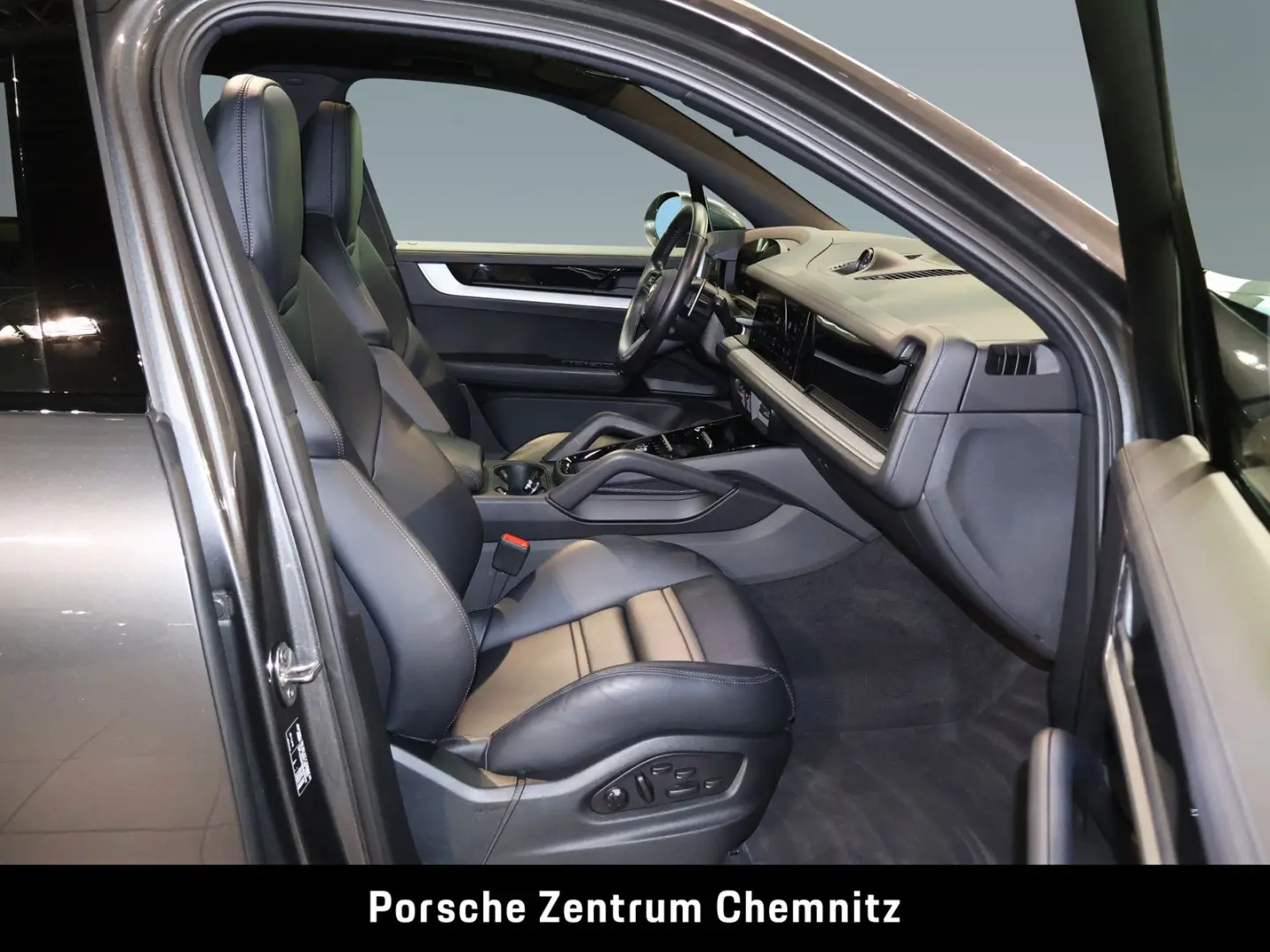 Cayenne E-Hybrid Sportabgas;Luft;BOSE;AHZV