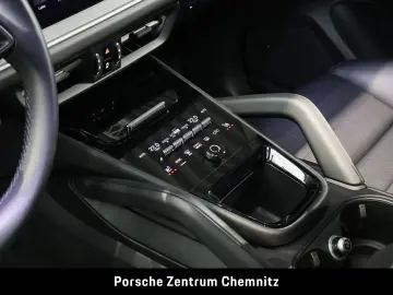 Cayenne E-Hybrid Sportabgas;Luft;BOSE;AHZV