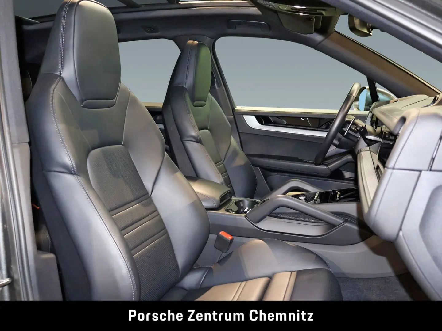Cayenne E-Hybrid Sportabgas;Luft;BOSE;AHZV