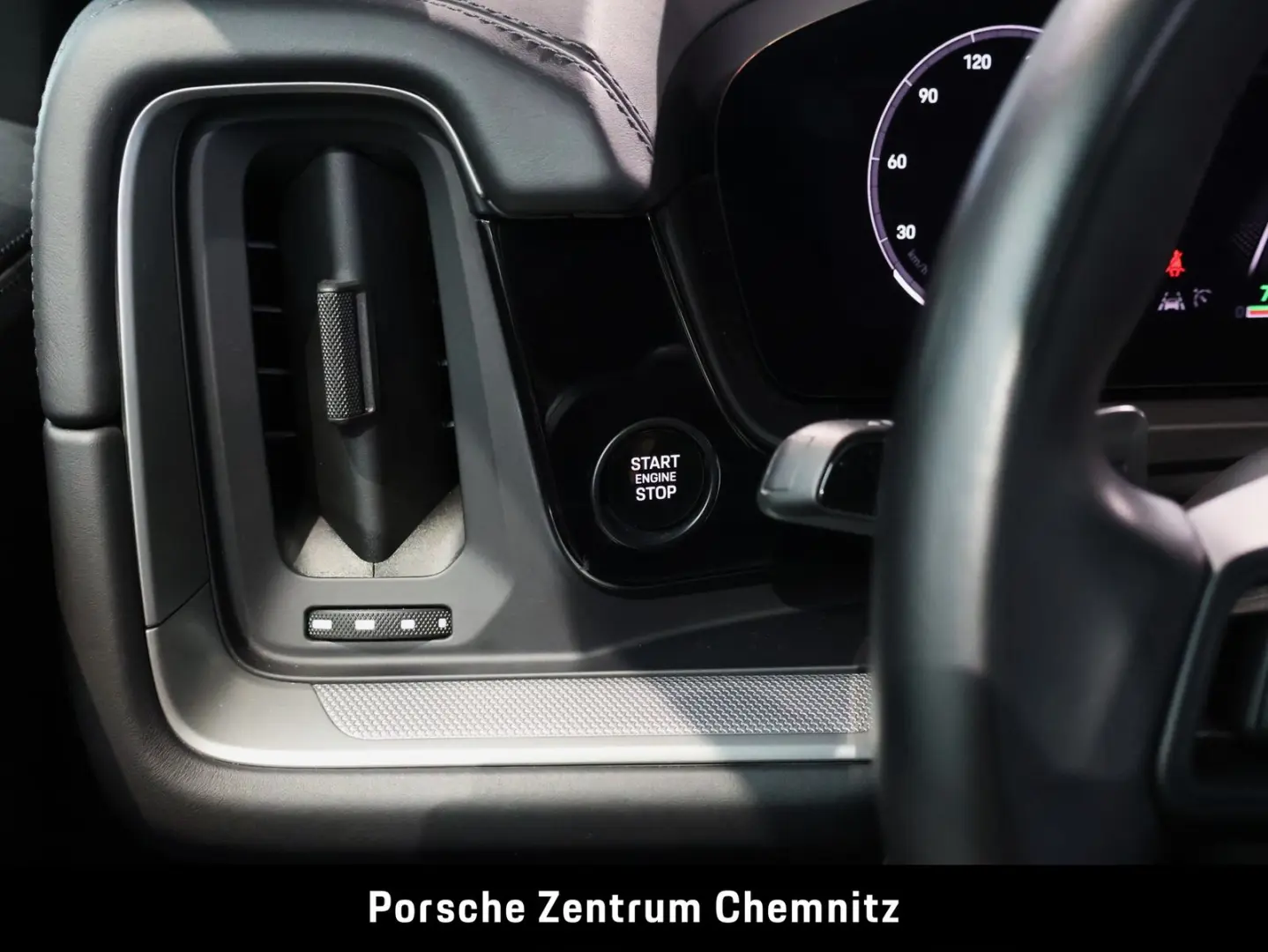 Cayenne E-Hybrid Sportabgas;Luft;BOSE;AHZV