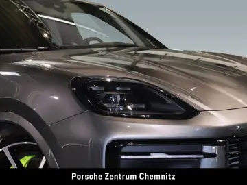Cayenne E-Hybrid Sportabgas;Luft;BOSE;AHZV