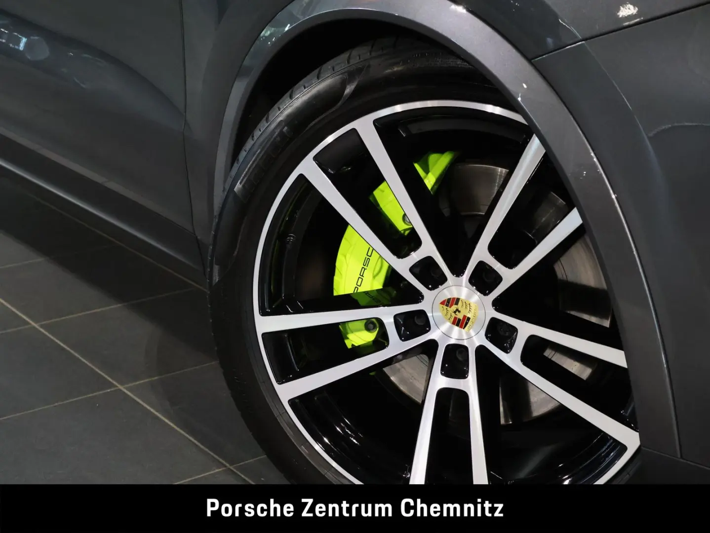 Cayenne E-Hybrid Sportabgas;Luft;BOSE;AHZV