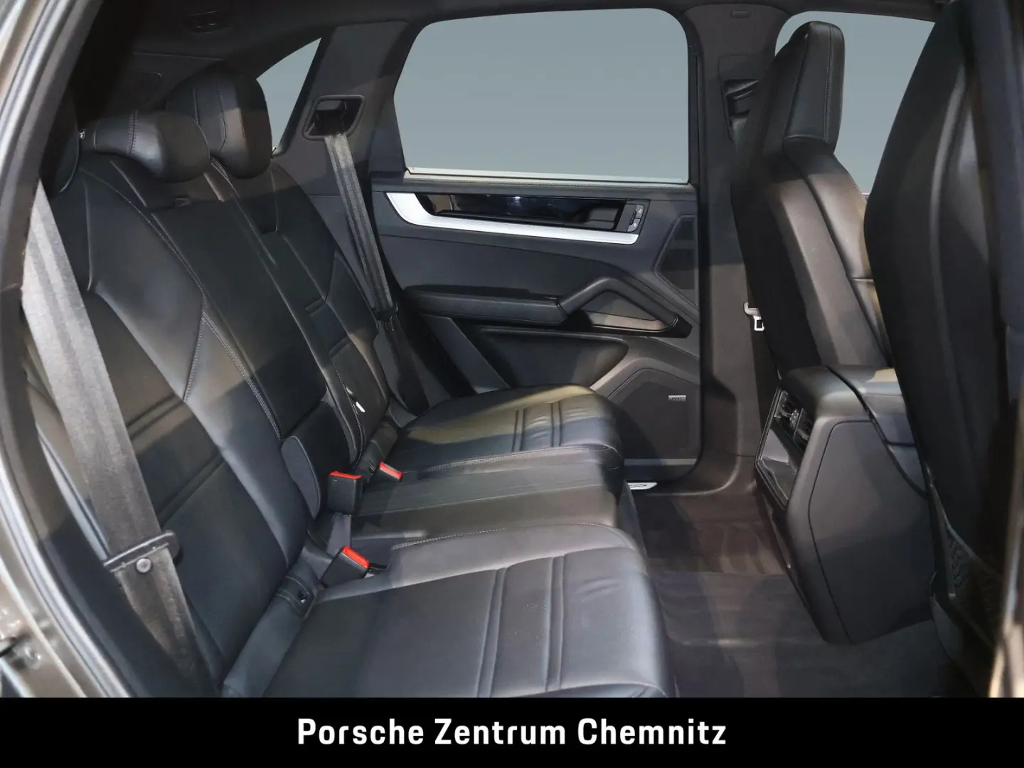 Cayenne E-Hybrid Luft;Sitzbelüft.;BOSE;18-Wege