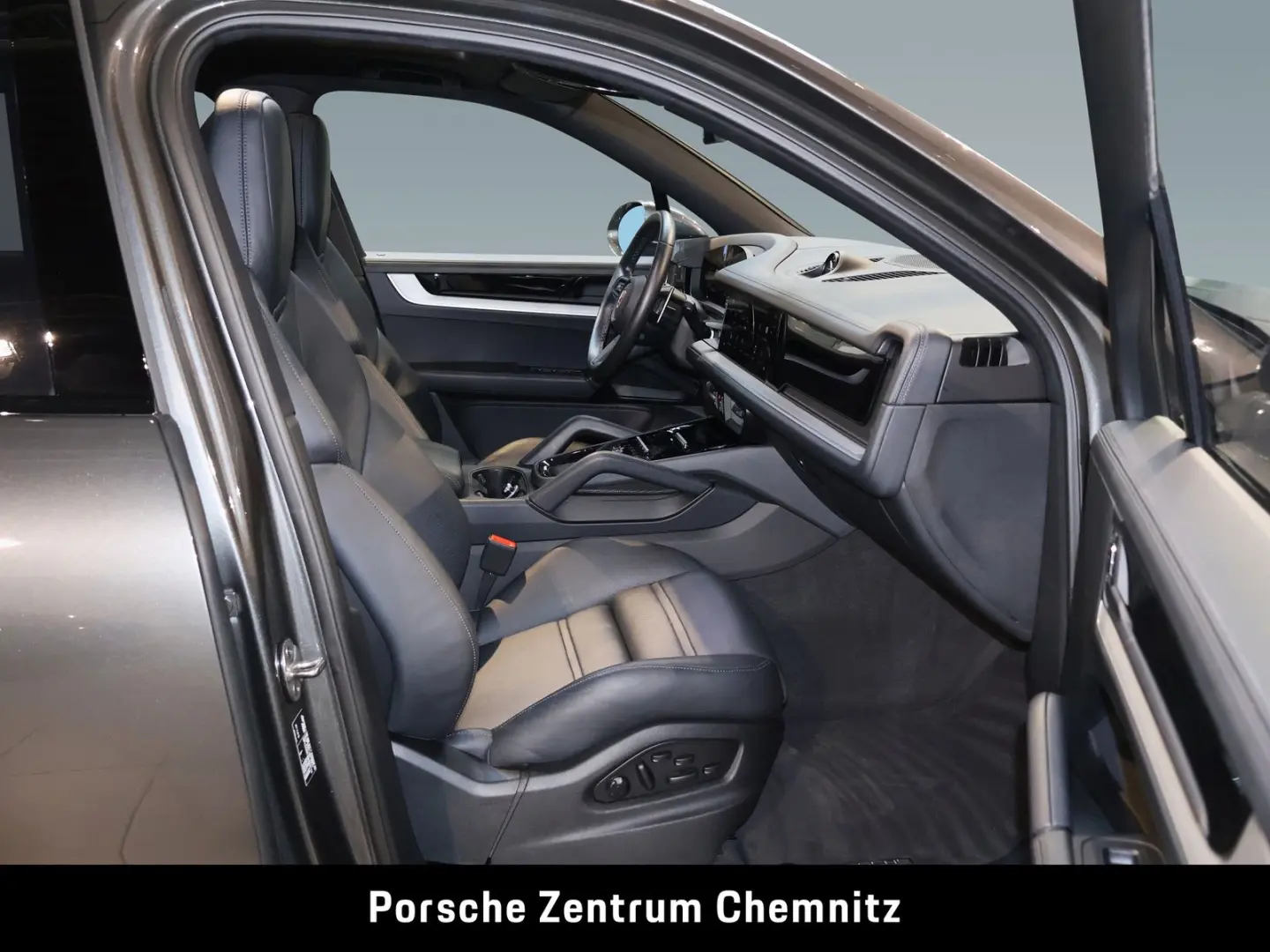 Cayenne E-Hybrid Luft;Sitzbelüft.;BOSE;18-Wege