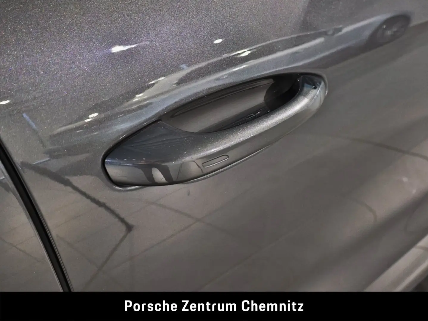 Cayenne E-Hybrid Luft;Sitzbelüft.;BOSE;18-Wege