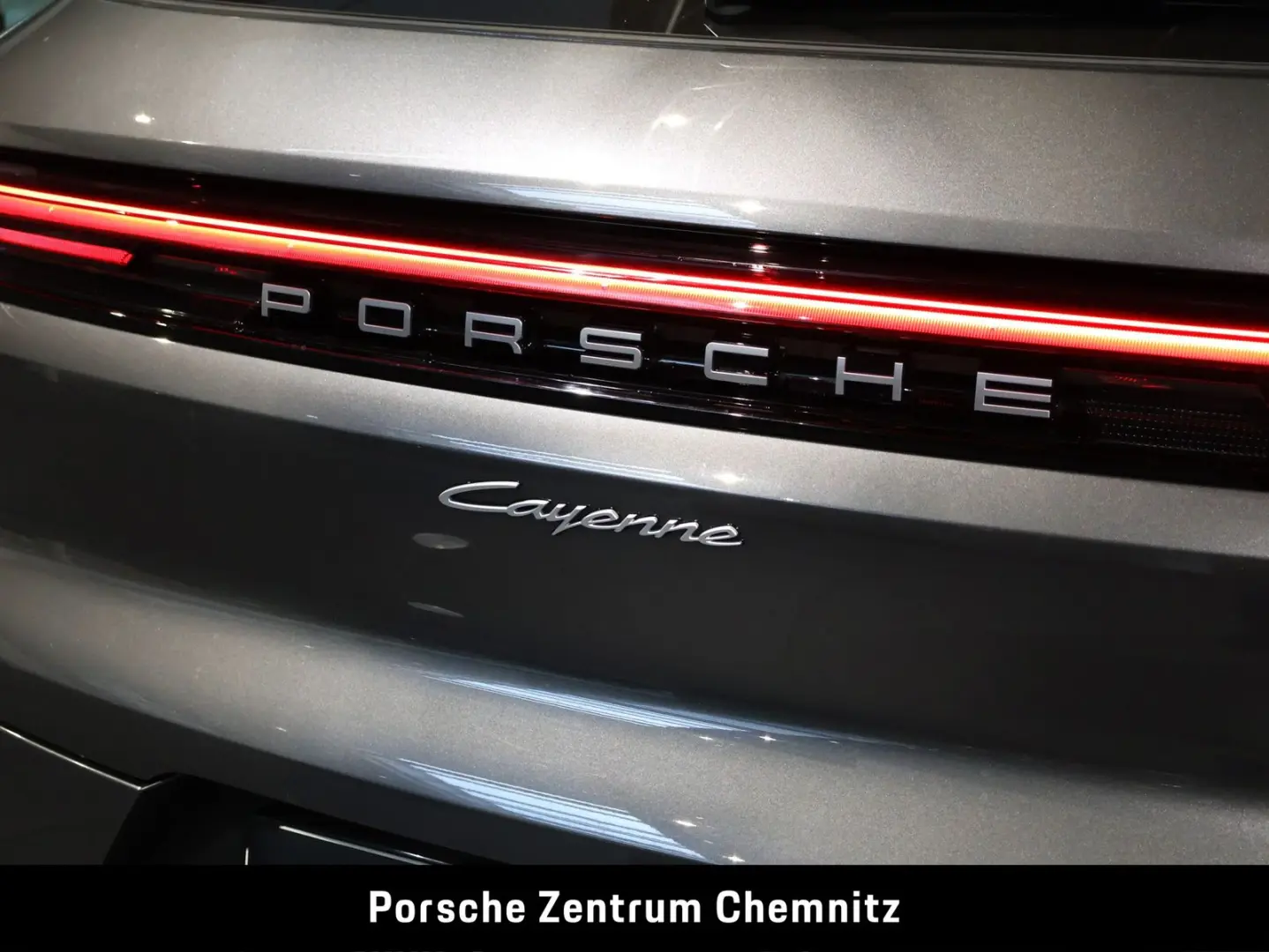 Cayenne E-Hybrid Luft;Sitzbelüft.;BOSE;18-Wege